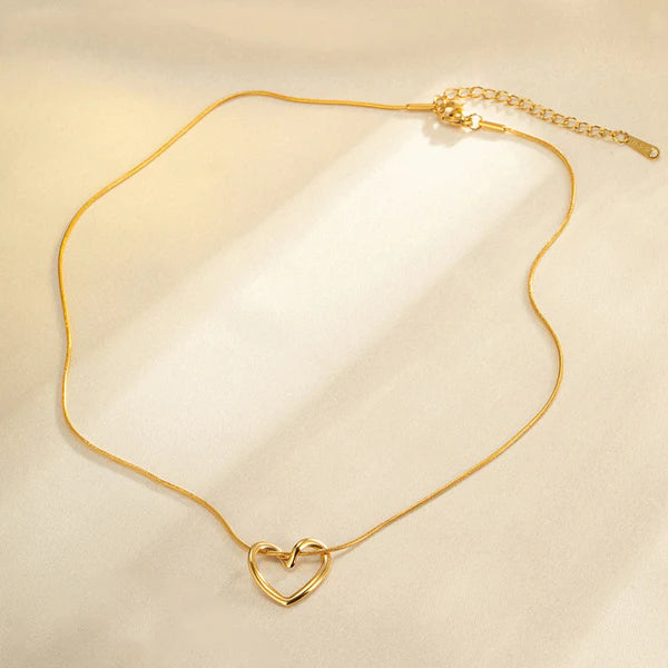 Gold-Plated Anti-Tarnish Eternal Heart Necklace Pendant | Stainless Steel, Waterproof & Hypoallergenic
