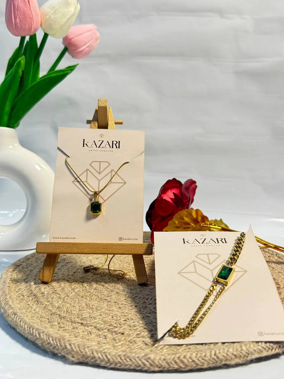 Emerald Glow Necklace & Bracelet Set