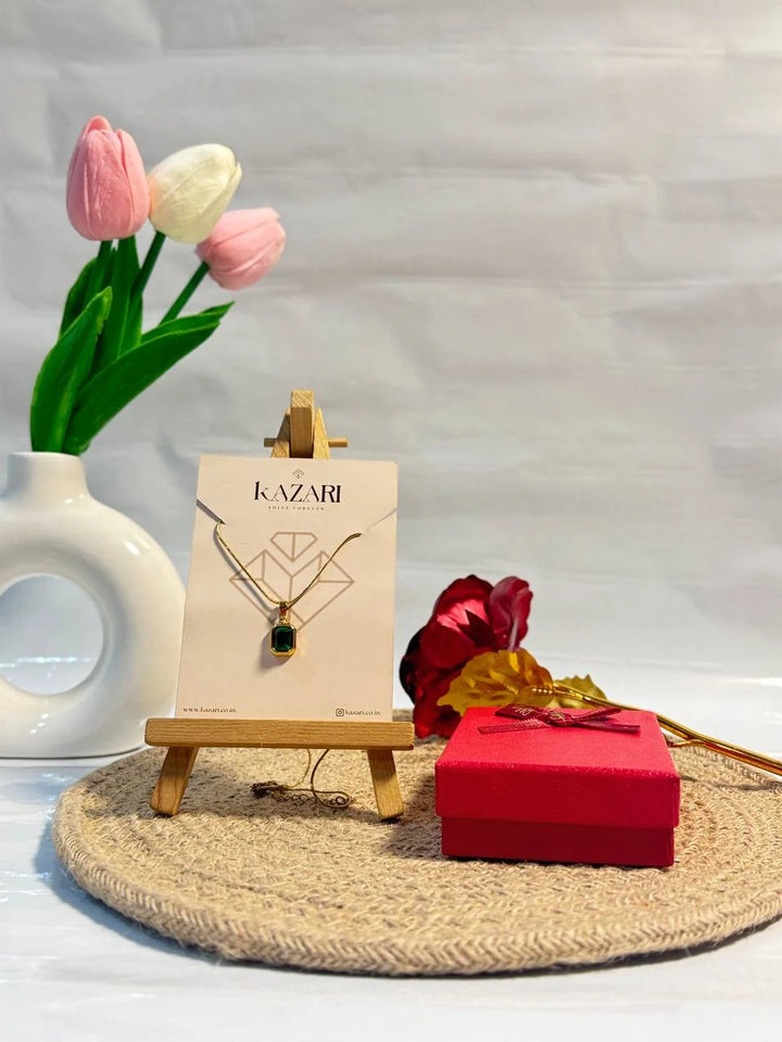 Emerald Glow Necklace & Bracelet Set