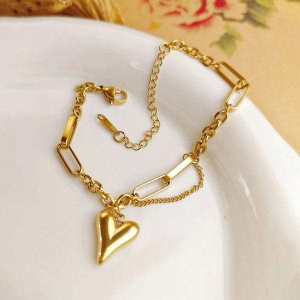 Gold-Plated Heart Charm Bracelet | Anti-Tarnish, Waterproof & Hypoallergenic