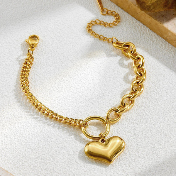Gold-Plated Heart Charm Bracelet | Anti-Tarnish, Waterproof & Hypoallergenic