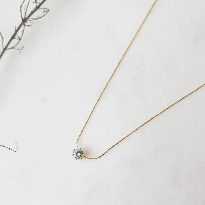 Classic Solitaire Pendant Necklace | Minimal Gold Chain with Brilliant Crystal