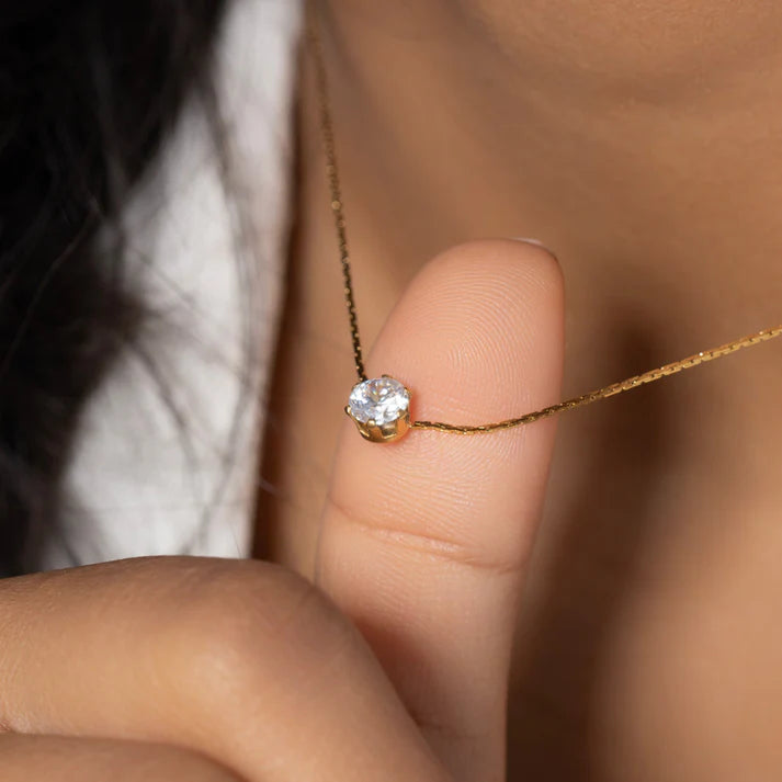Classic Solitaire Pendant Necklace | Minimal Gold Chain with Brilliant Crystal