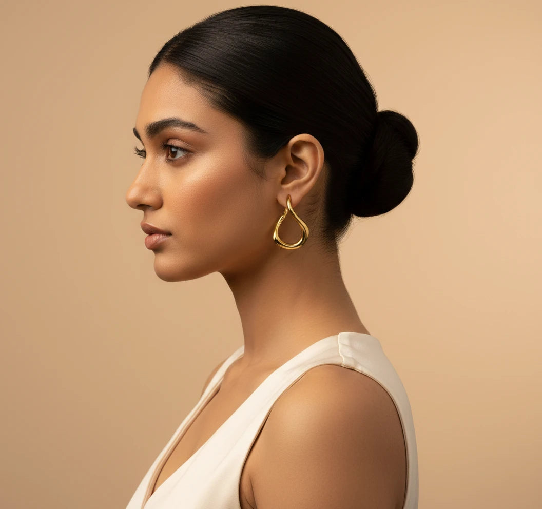 Golden Fluid Curve Hoop Earrings