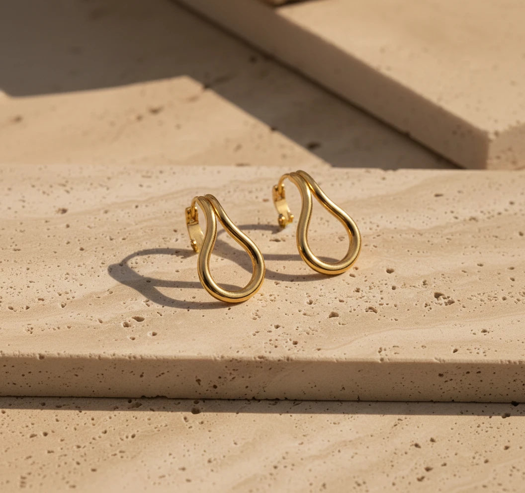 Golden Fluid Curve Hoop Earrings