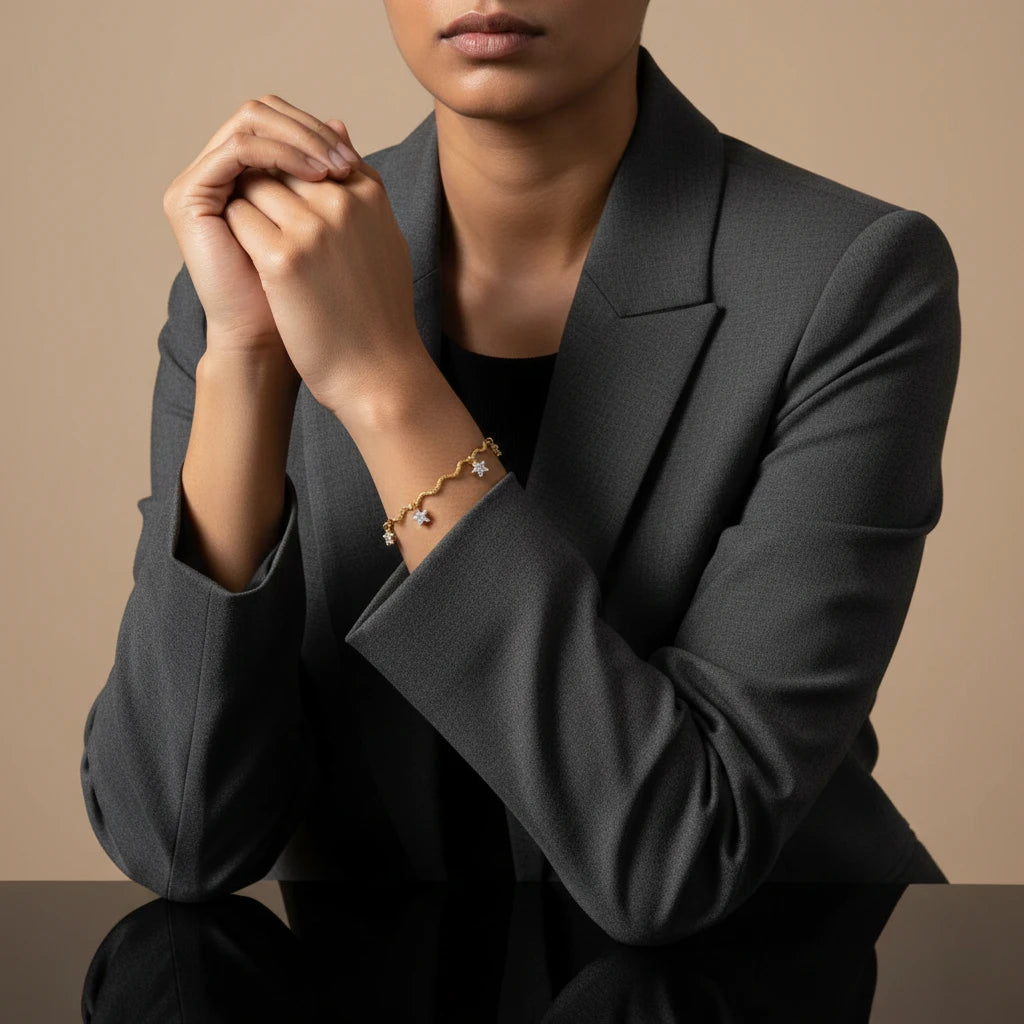 Starry Charm Wavy Gold Bracelet